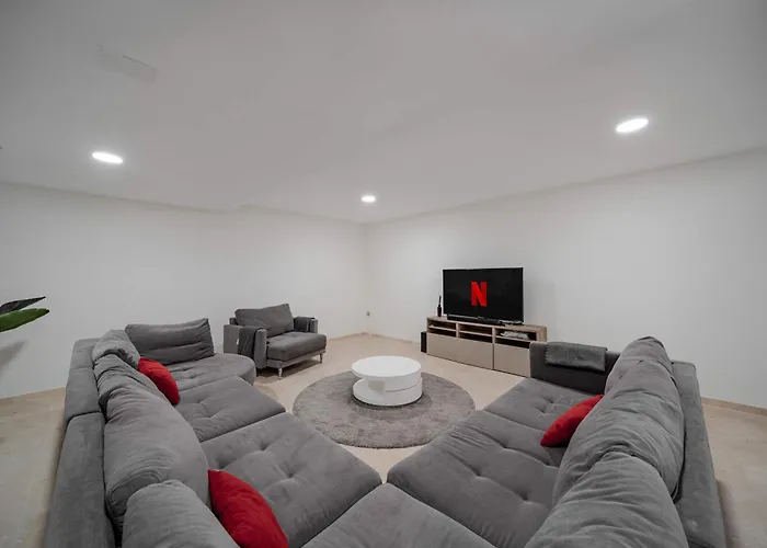 Anna Pool Gym Cinema Pool 7 Bedrooms Villa